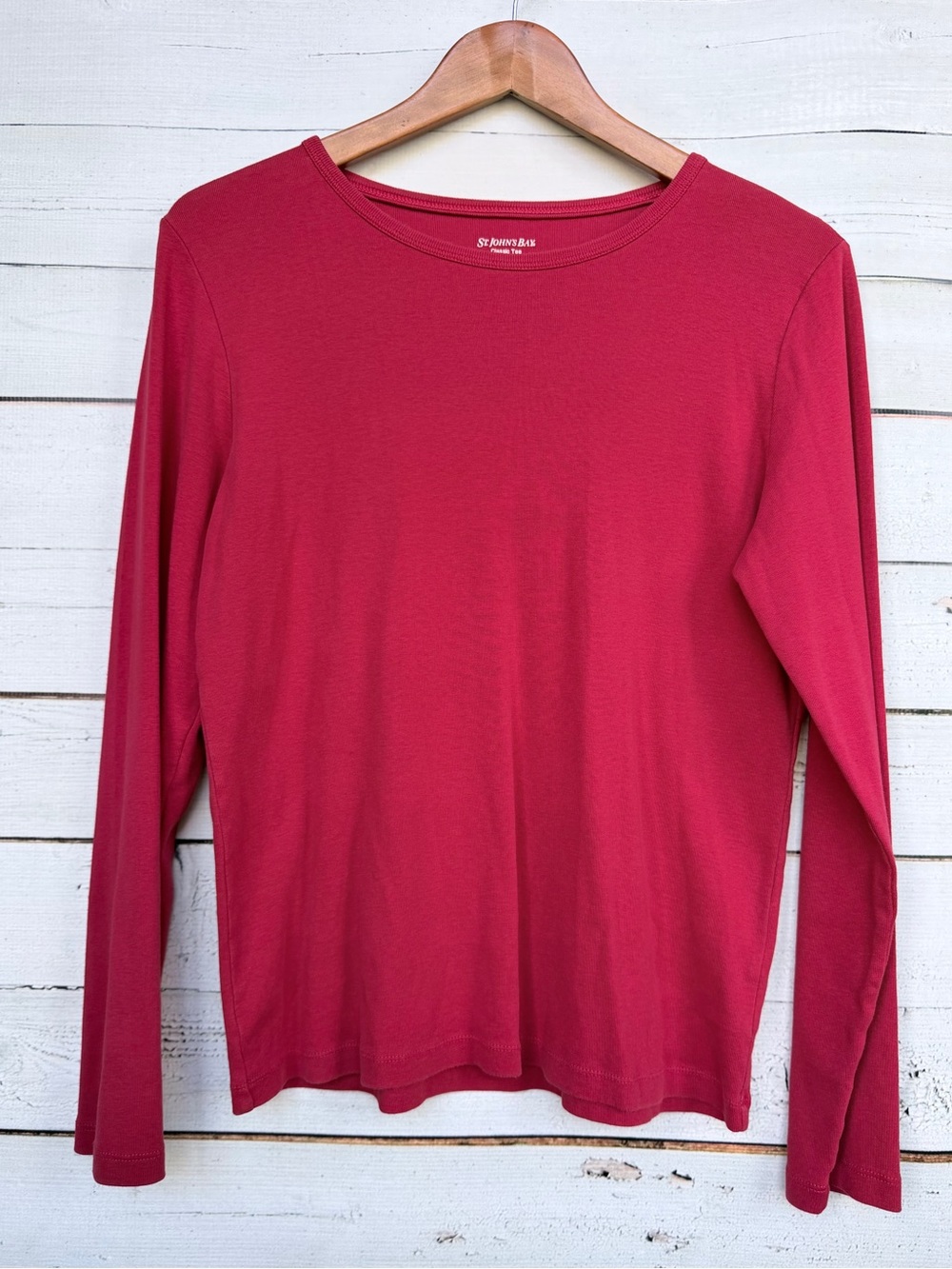 St. John's Bay Classic Tee Long Sleeve Scoop Neck Top - Medium